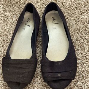 Black flats